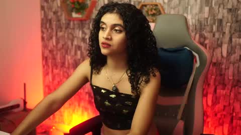 Snapshot of sweetbonii chatting on 10, 4, 2026 Salom independent model online show from 10, 4, 2026