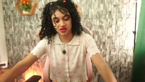 Snapshot of sweetbonii chatting on 11, 5, 2026 Salom independent model online show from 11, 5, 2026
