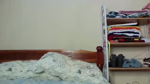 sweetbutterfly99 online show from 3, 2, 2026