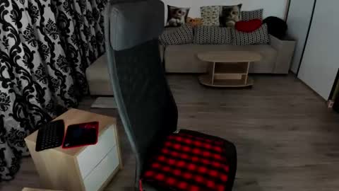 Snapshot of sweetcharlotte77 chatting on 23, 10, 2025 Charlotte online show from 23, 10, 2025