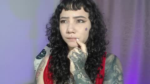 Snapshot of sweetcrime chatting on 17, 5, 2026 Independent model online show from 17, 5, 2026