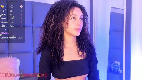 Snapshot of sweetcurly1 chatting on 16, 1, 2025 M I A online show from 16, 1, 2025