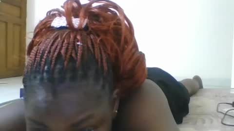 Snapshot of sweetdarkskin chatting on 16, 6, 2026 CLARIS online show from 16, 6, 2026