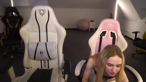 Amelia online show from 14, 9, 2025