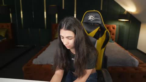 Amelia online show from 22, 4, 2026