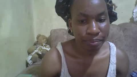 Snapshot of sweetdiva2012 chatting on 2, 1, 2025 sweetdiva2012 online show from 2, 1, 2025