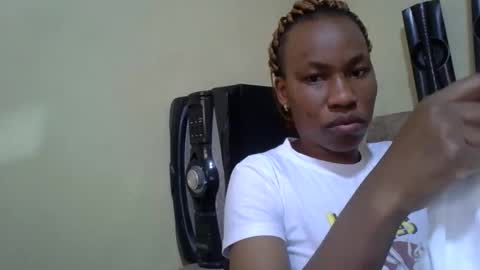 sweetdiva2012 online show from 7, 10, 2025