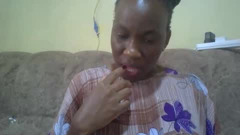 sweetdiva2012 online show from 12, 5, 2026