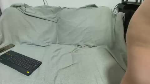 Snapshot of sweetdyzy chatting on 2, 4, 2026 Sweet Dyzy online show from 2, 4, 2026