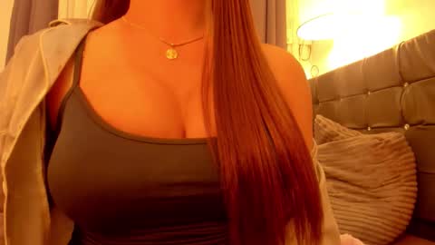 sweetest_one4 online show from 23, 3, 2026