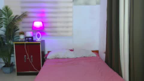 Snapshot of sweetfantasyxx chatting on 3, 12, 2024 Aki online show from 3, 12, 2024