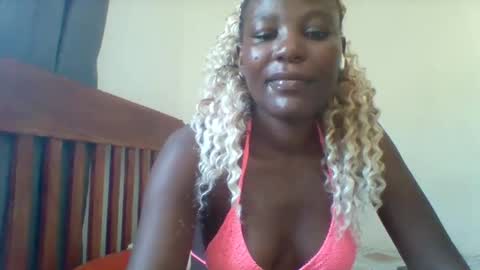 Snapshot of sweetfel chatting on 4, 4, 2026 sweetfel online show from 4, 4, 2026