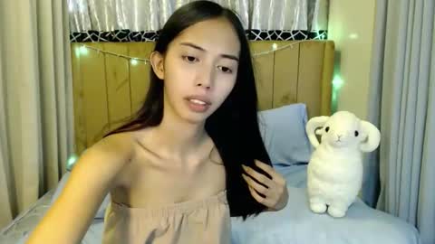 sweetgirl_daphne online show from 20, 5, 2026