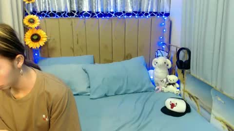 Snapshot of sweetgirl_daphne chatting on 14, 6, 2026 sweetgirl_daphne online show from 14, 6, 2026