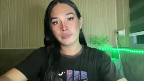 sweetgirl_rhainexxx online show from 13, 5, 2026