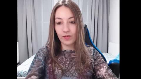 Snapshot of sweetheart_77 chatting on 11, 12, 2024 Emma online show from 11, 12, 2024