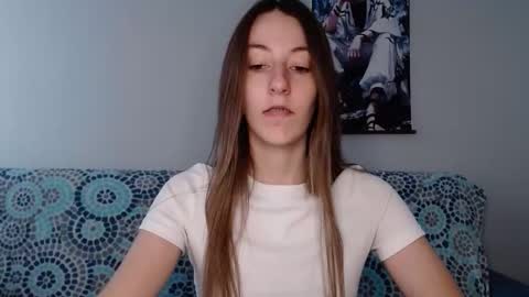 Snapshot of sweetheart_77 chatting on 30, 9, 2025 Emma online show from 30, 9, 2025