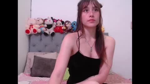 Sabrina y Eliot online show from 4, 2, 2025