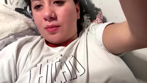 Ana Mara  i cant Make noise My family is here  online show from 10, 9, 2025