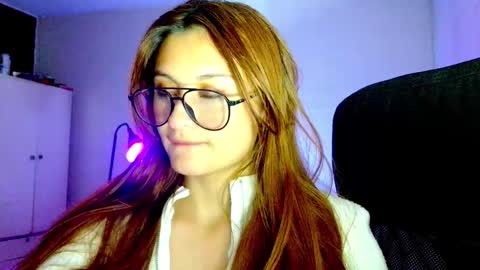 Snapshot of sweetie_ambar chatting on 22, 9, 2025 sweetie_ambar online show from 22, 9, 2025