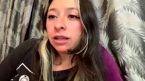 Snapshot of sweetie_cake chatting on 8, 3, 2025 sweetie_cake online show from 8, 3, 2025