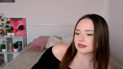 Snapshot of sweetie_candy_ chatting on 13, 5, 2026 Hannah online show from 13, 5, 2026
