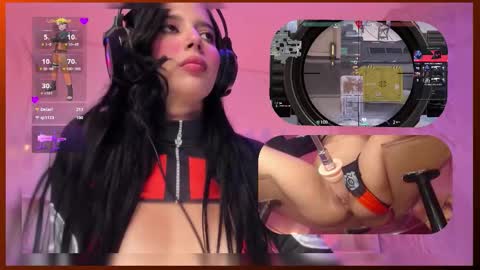 sweetie_cloe online show from 24, 11, 2025