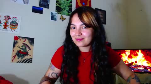 Snapshot of sweetie_maryy chatting on 27, 1, 2025 Maria my insta sweetie maryy online show from 27, 1, 2025