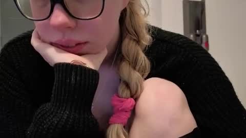 Sweetiek1tty online show from 15, 2, 2026