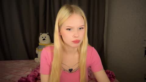 sweetie Lisa3 online show from 5, 1, 2025