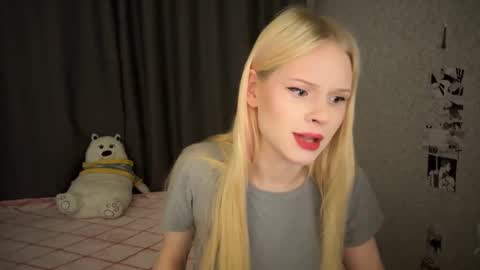 sweetie Lisa3 online show from 8, 1, 2025
