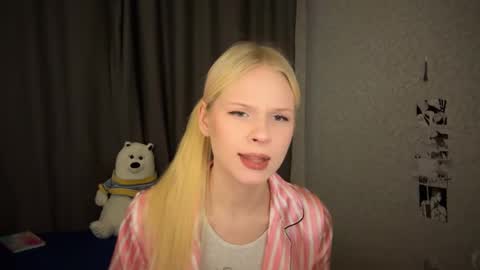 sweetie Lisa3 online show from 10, 1, 2025