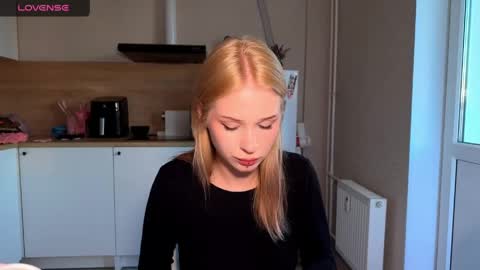 sweetie Lisa3 online show from 23, 5, 2026