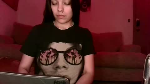 Snapshot of sweetieslikebutter chatting on 6, 3, 2025 Blu Sweets online show from 6, 3, 2025