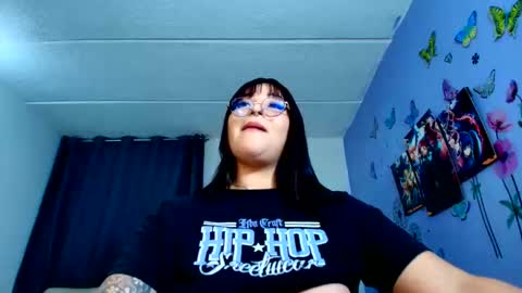 Isabella online show from 7, 5, 2026
