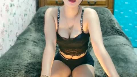 jona online show from 23, 11, 2025