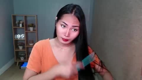 Snapshot of sweetladyboyx chatting on 1, 1, 2025 online show from 1, 1, 2025