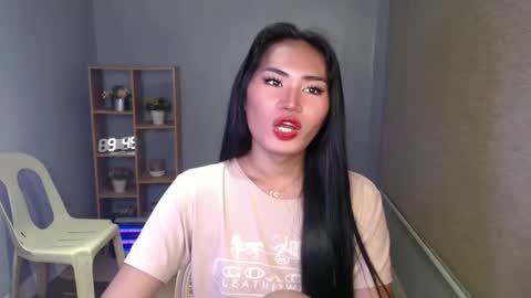 Snapshot of sweetladyboyx chatting on 8, 1, 2025 online show from 8, 1, 2025