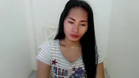 Snapshot of sweetladyboyx chatting on 14, 1, 2025 online show from 14, 1, 2025