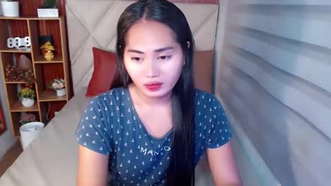 Snapshot of sweetladyboyx chatting on 5, 2, 2026 online show from 5, 2, 2026