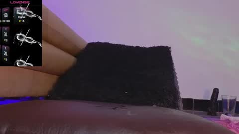 Letty la traga semen lol online show from 31, 1, 2025