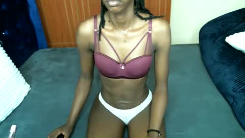 Snapshot of sweetlilly2540 chatting on 12, 9, 2025 sweetlilly2540 online show from 12, 9, 2025