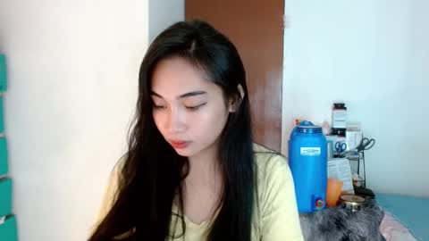 Snapshot of sweetlilly_18 chatting on 2, 1, 2025 Lilly online show from 2, 1, 2025