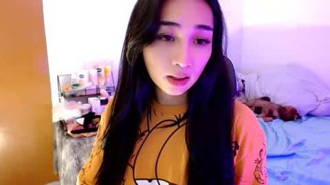 Snapshot of sweetlilly_18 chatting on 2, 11, 2025 Lilly online show from 2, 11, 2025