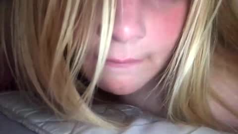 Snapshot of sweetlisa92 chatting on 16, 12, 2024 Lisa online show from 16, 12, 2024