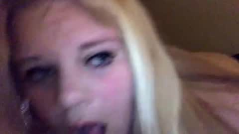 Snapshot of sweetlisa92 chatting on 1, 1, 2025 Lisa online show from 1, 1, 2025