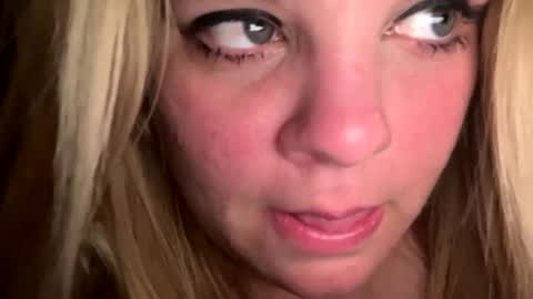 Snapshot of sweetlisa92 chatting on 24, 2, 2025 Lisa online show from 24, 2, 2025