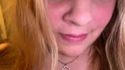 Snapshot of sweetlisa92 chatting on 6, 3, 2025 Lisa online show from 6, 3, 2025