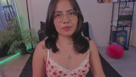 Lizzy online show from 6, 12, 2024