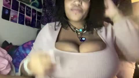 Snapshot of sweetmelonns chatting on 3, 2, 2026 goddessmelodie online show from 3, 2, 2026